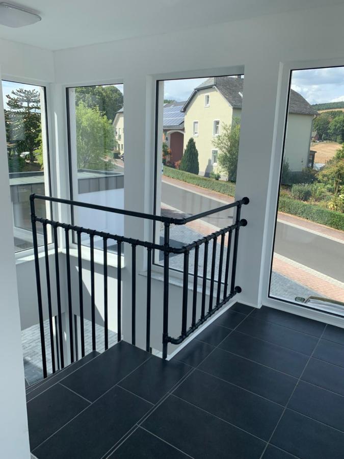 Schwirzheim Eifel24, Neues Und Barrierefreies Appartement Mit Terrasse מראה חיצוני תמונה